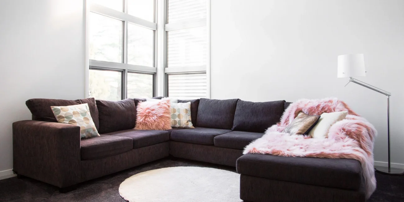 Oatley Style Sofa